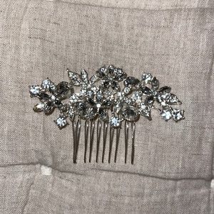Floral rhinestone hair comb, never been used! Perfect for brides!